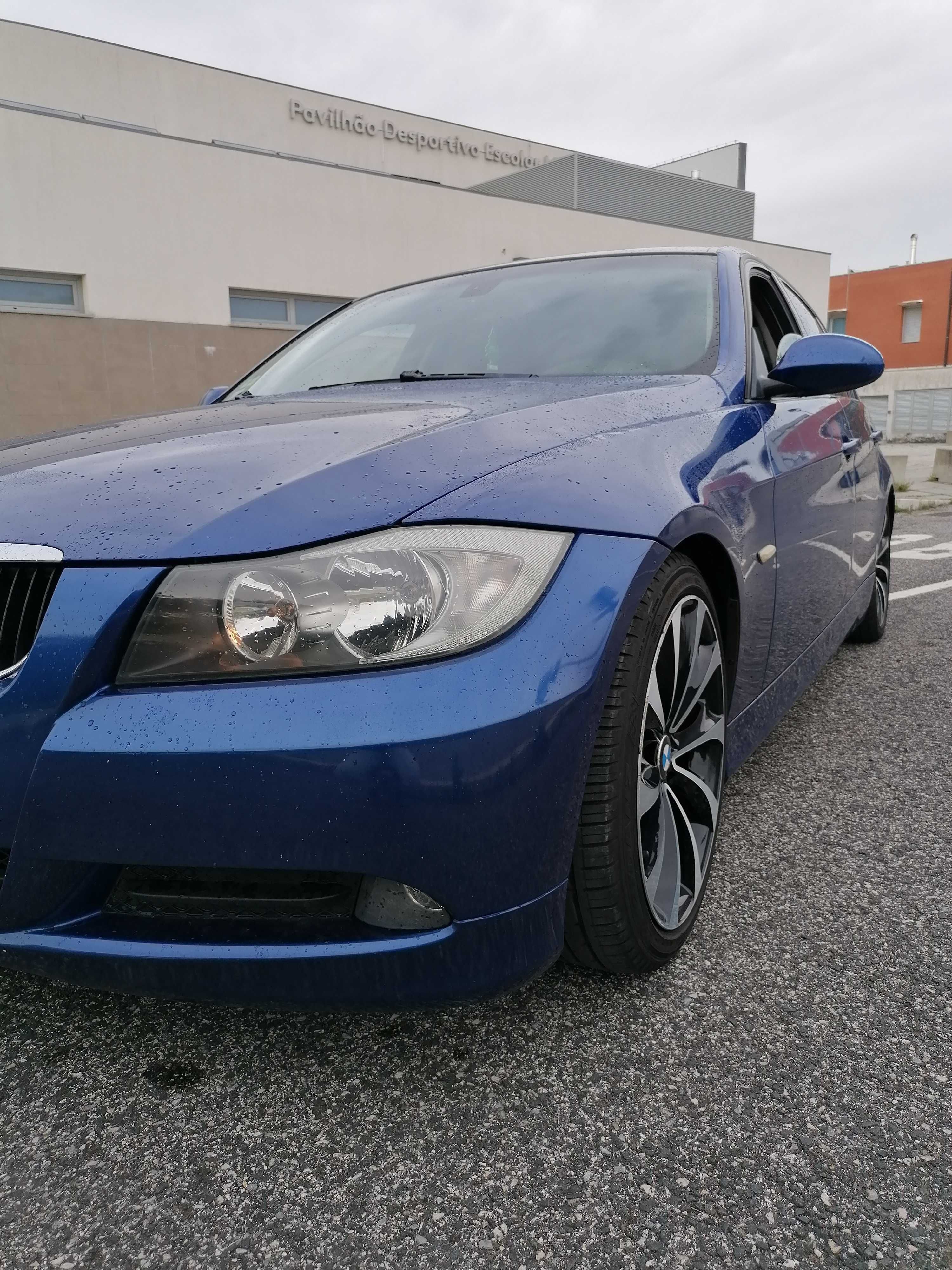 BMW E90 318D 320D