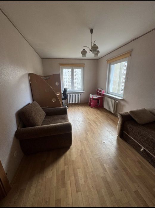 Сдаю 2 комн.в доме с Генератором на Урловской,30