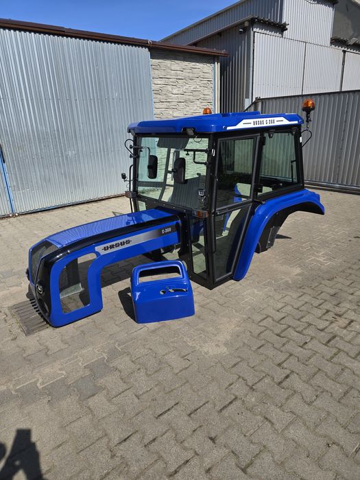 Kabina ciągnikowa C360 Maska c360 Kabina c360 Nowa kabina c360