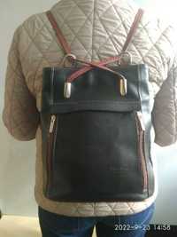 Небольшая кожаная сумка – рюкзак от Итальянского брендаVera Pelle