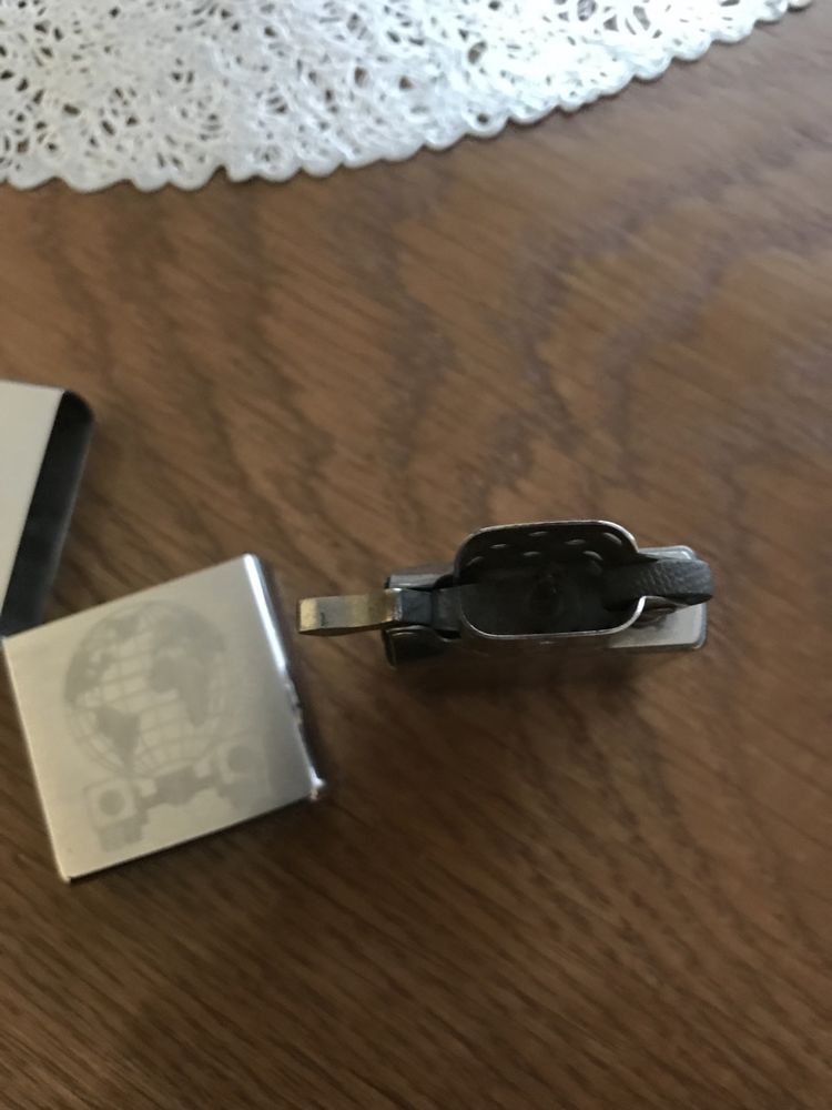 Зажигалка zippo