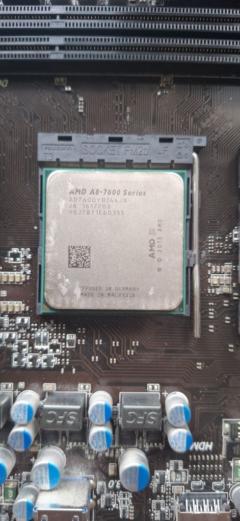 Płyta główna MSI A68HM-E33 V2 + AMD A8 7600 + Chłodzenie Sprawne