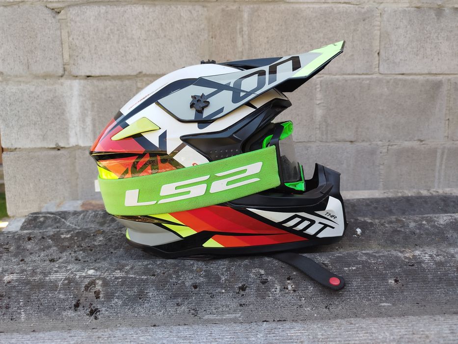 Продам шолом в гарному стані