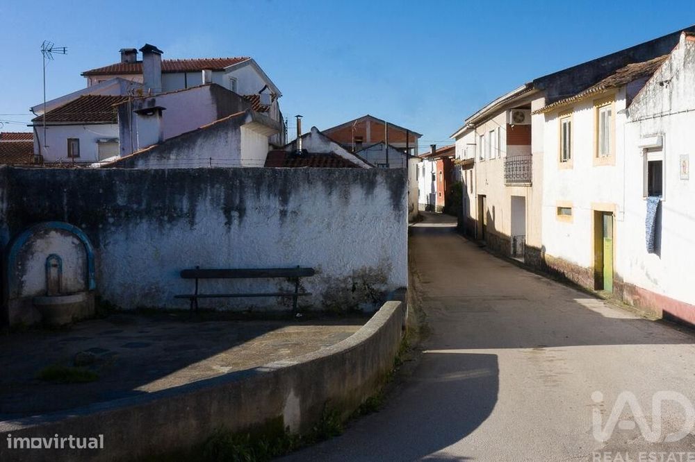 Casa / Villa T3 em Lousã e Vilarinho de 170,00 m2