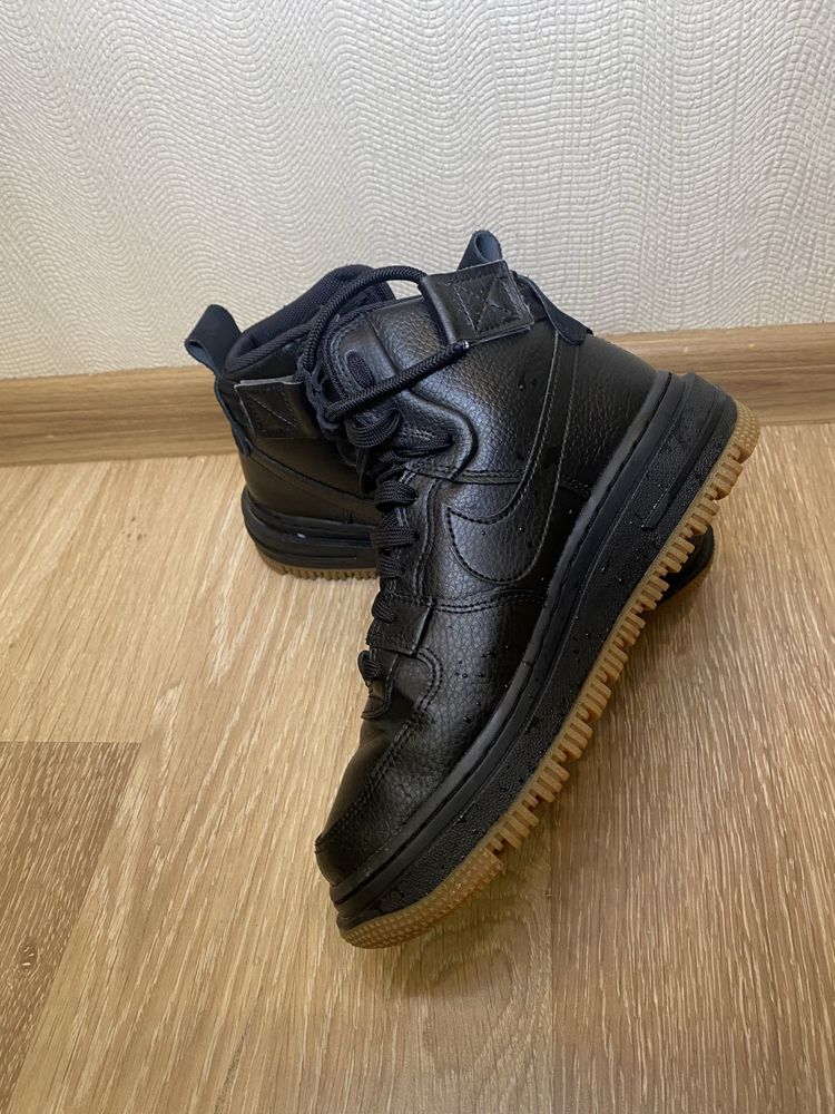 Nike жіночі зимові
