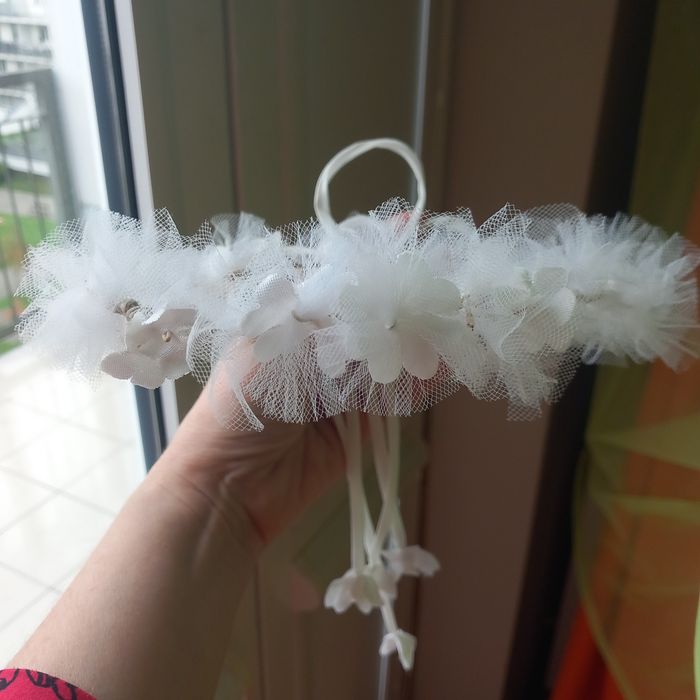 Delikatny wianek komunia i hostia do sukienki komunijnej z roku 1984