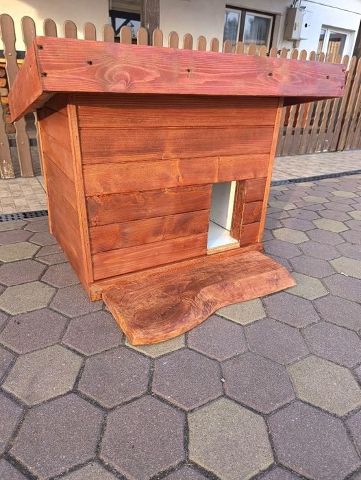 Ocieplana buda dla psa