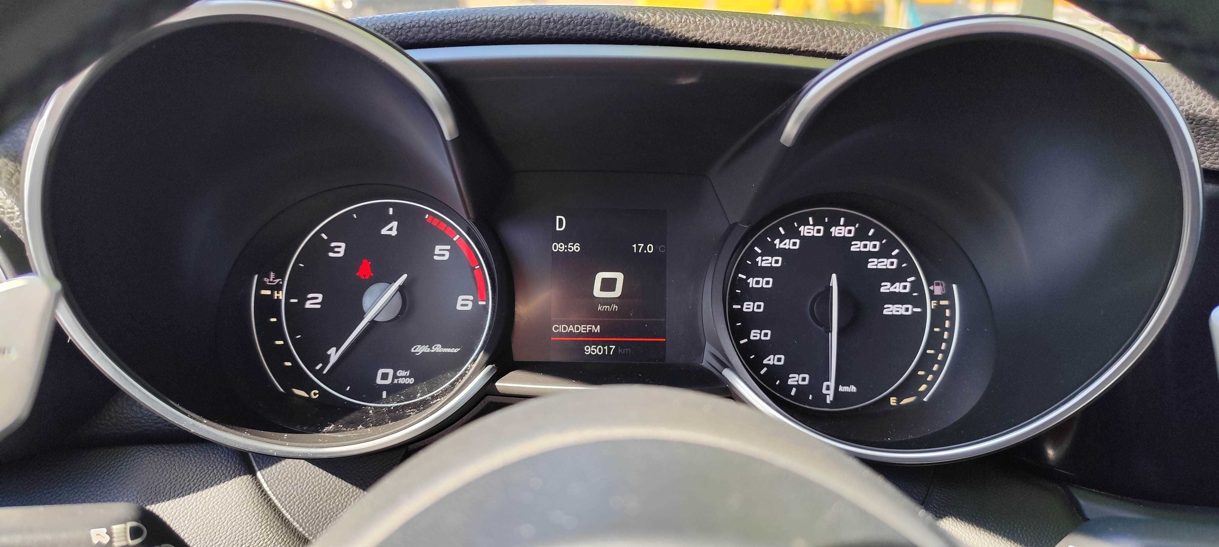 Alfa Romeo Giulia 2.2 Diesel  AT8  180CV