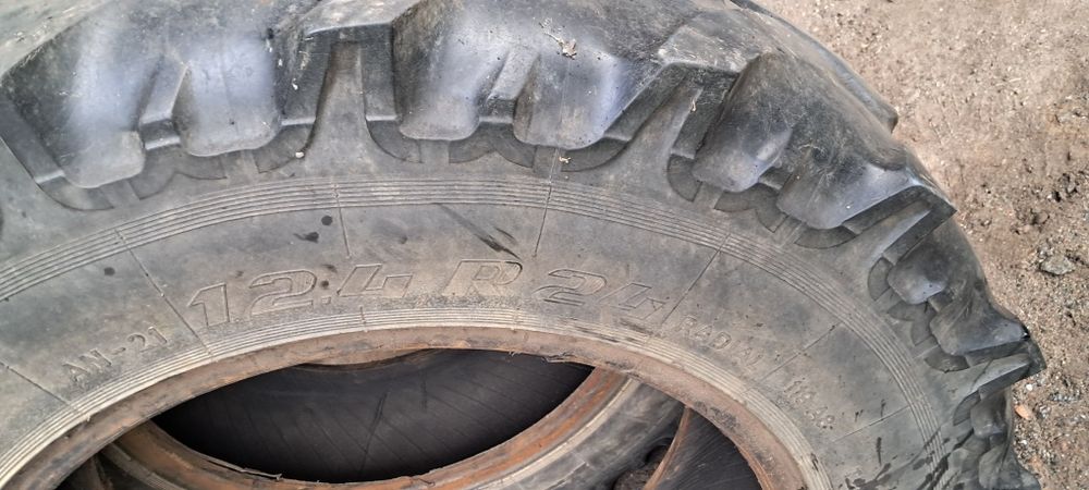 Opony Kormoran 12.4 R24