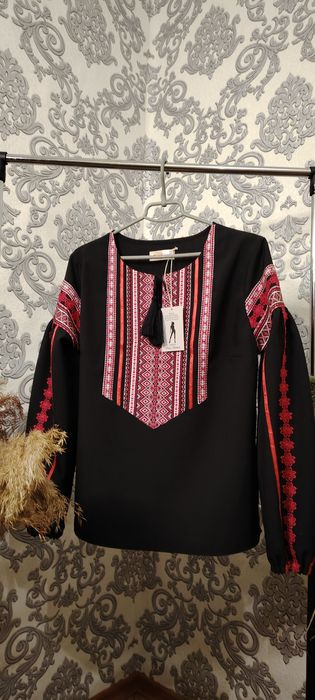 Вишиванка жіноча