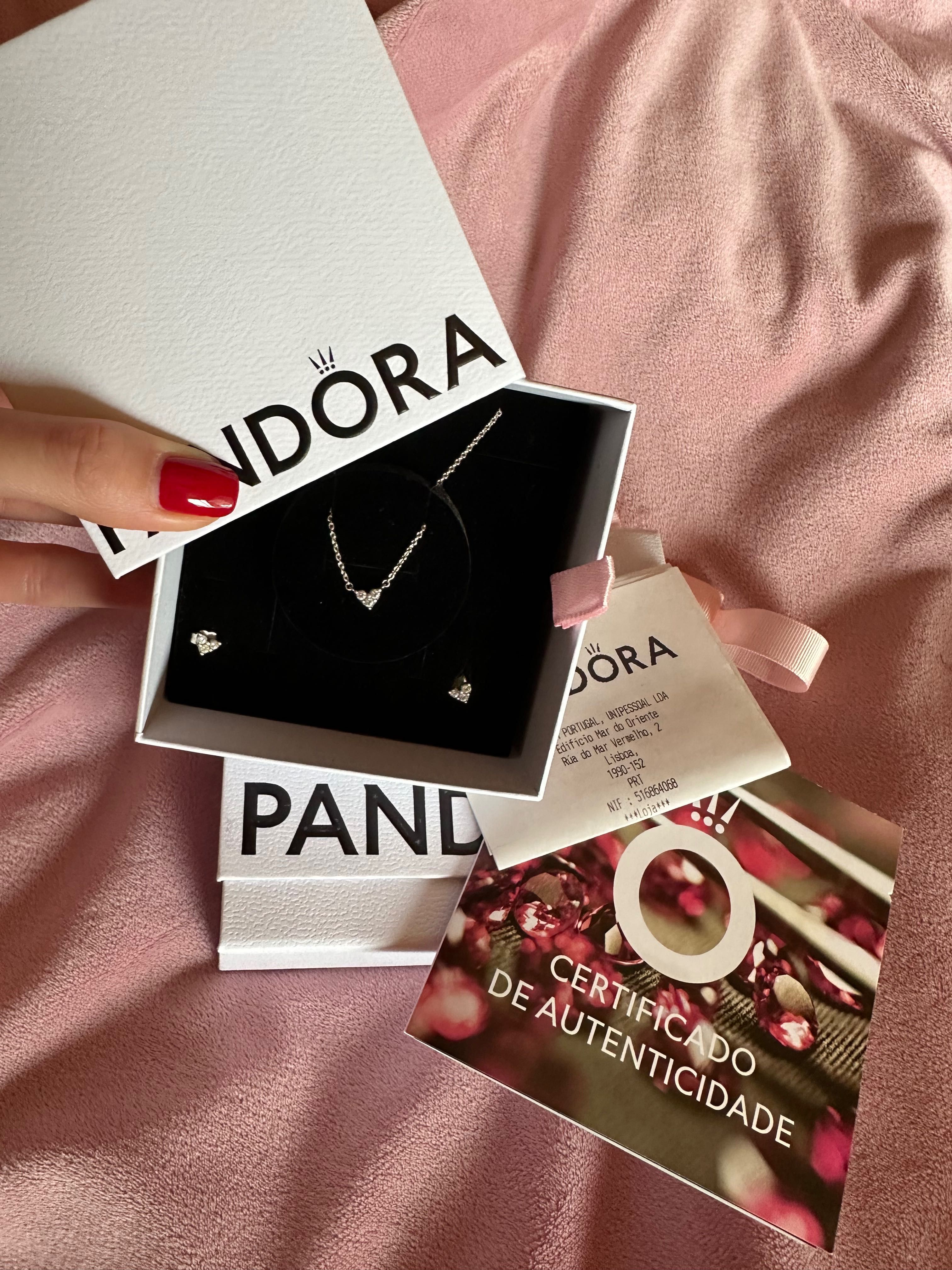 Conjunto colar e brincos pandora