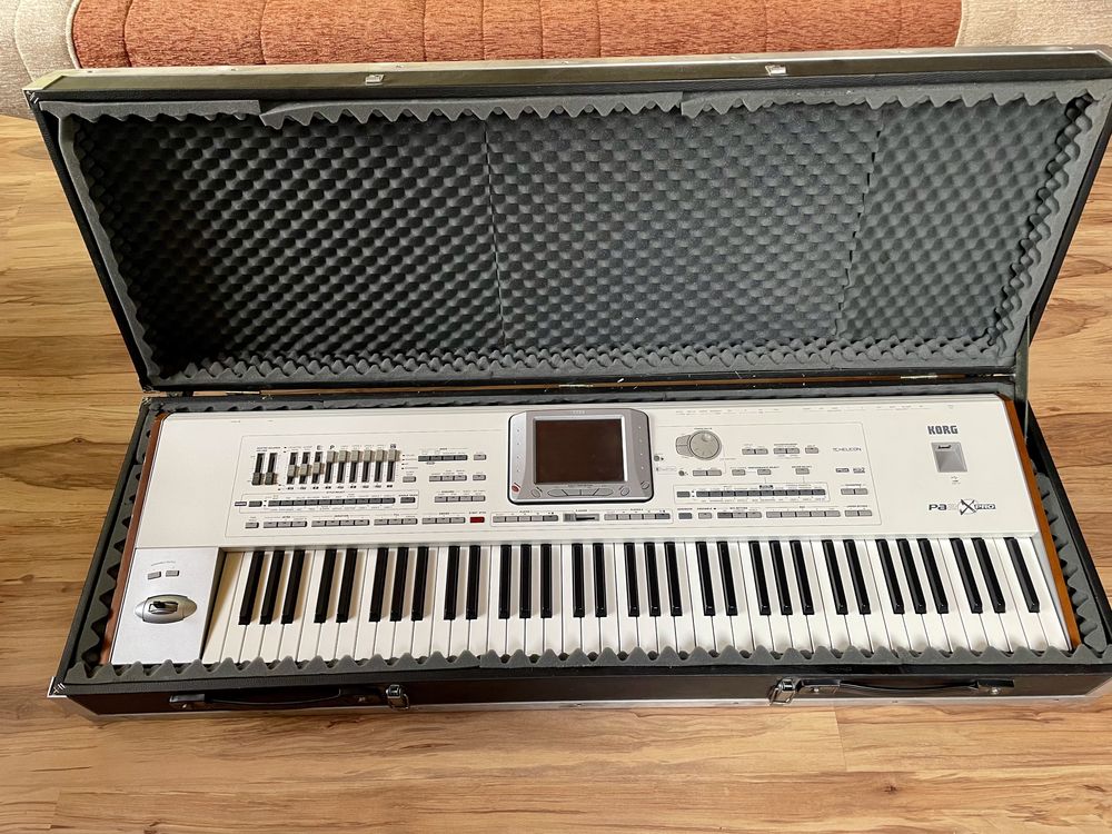 KORG PA2X Pro + case + dodatki style, midi, smf