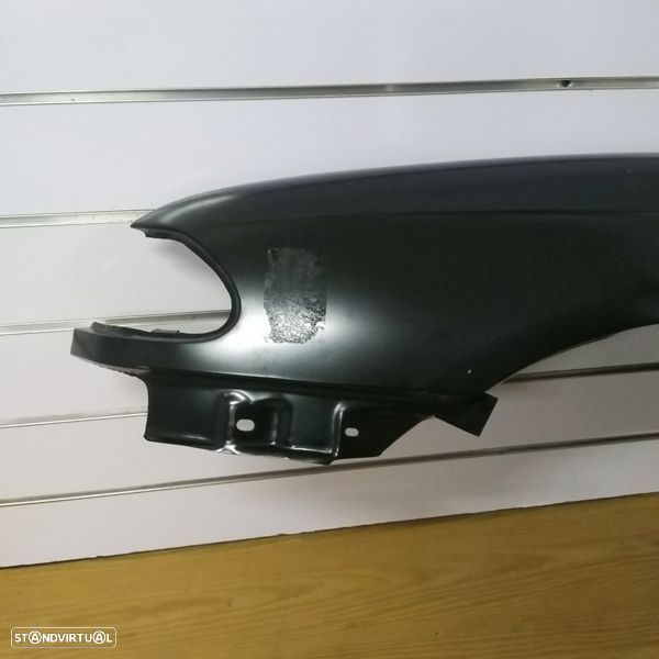 Guarda-lamas Opel Astra F novo