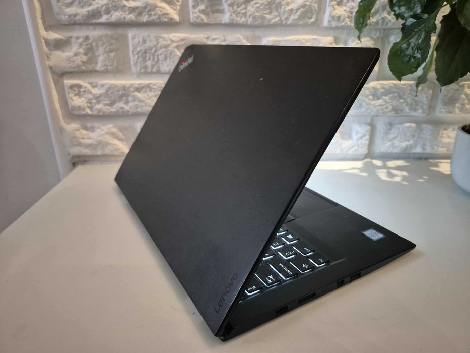 Piękny ThinkPad X1 Carbon 4th i5/8GbDDR/256 SSD/BatOK