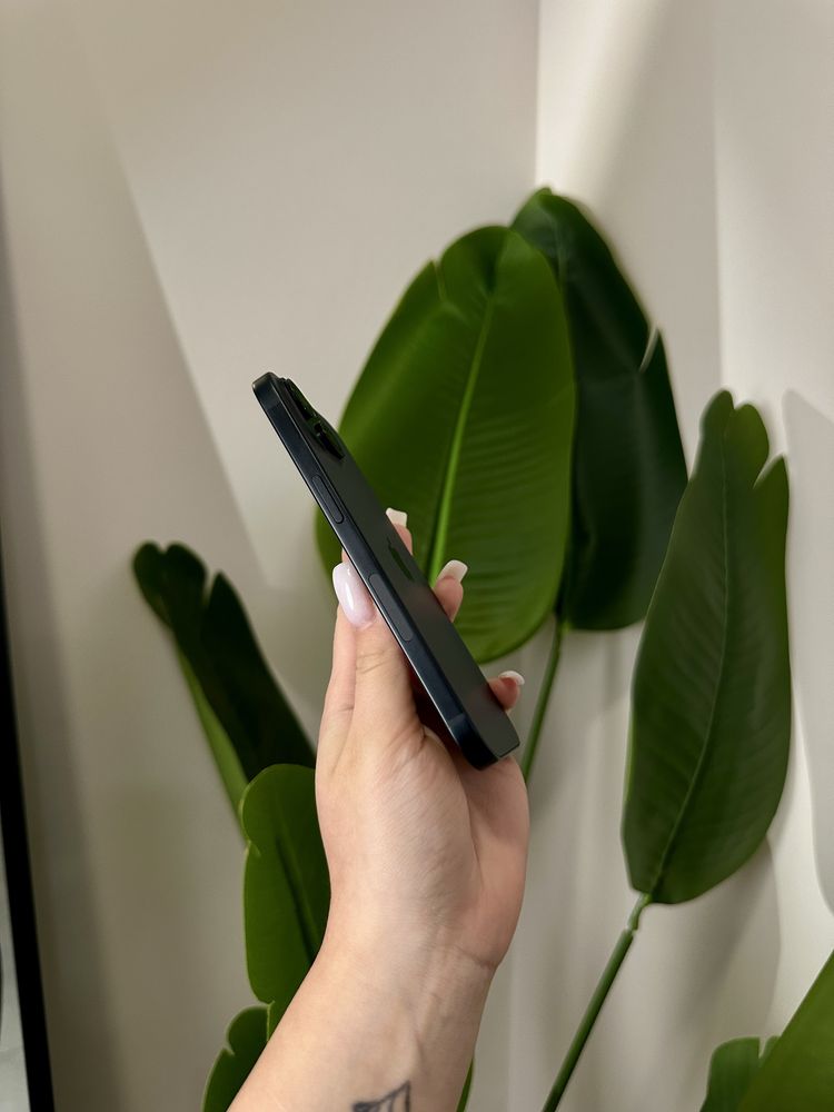 Iphone 15 128 Gb 1 цикл 100% Акб Black Розстрочка Обмін Магазин Ідеал