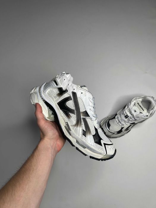 BALENCIAGA Runner кроссовки белые кеди кеды кросівки білі 42 43 44 40
