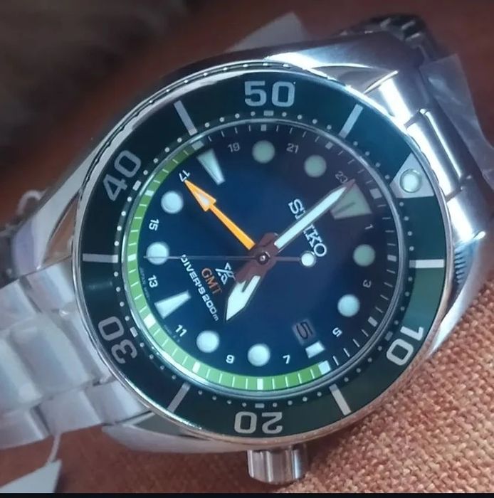Seiko Prospex  Sumo Solar GMT Diver SFK003J1 45mm 200m WR safira.