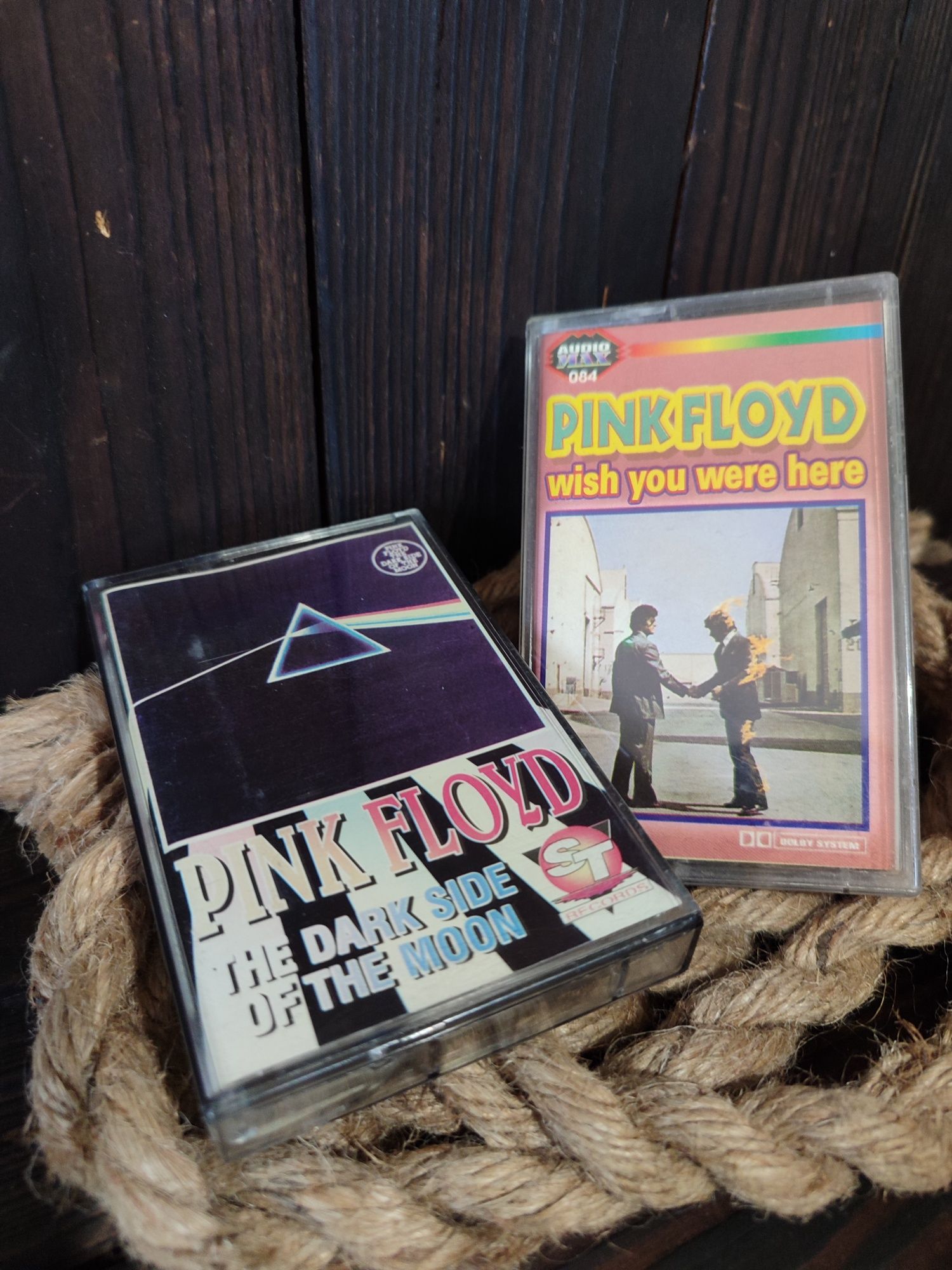 Продам касети гурту Pink Floyd з бобінками