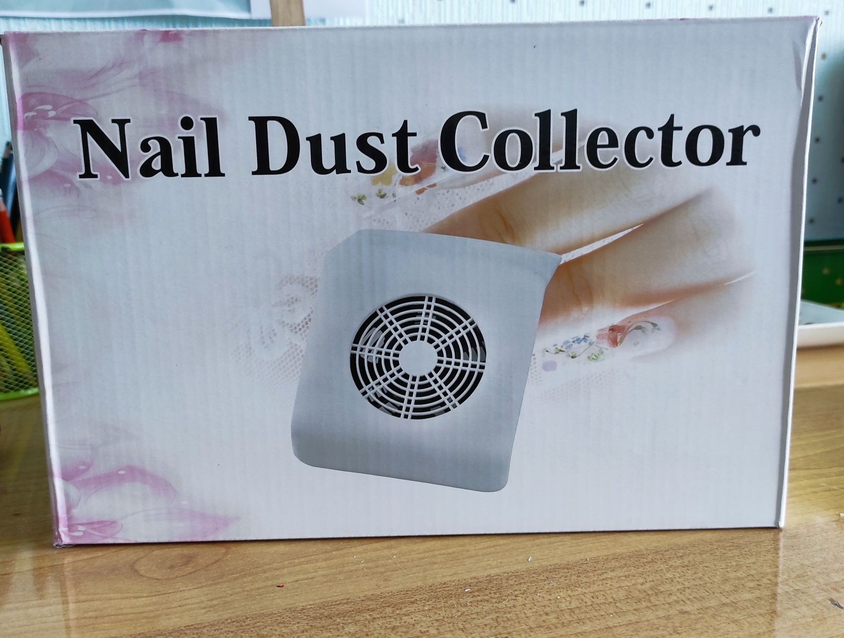 Настільна манікюрна витяжка пилосос - Nail Dust Collector 
Продам нову