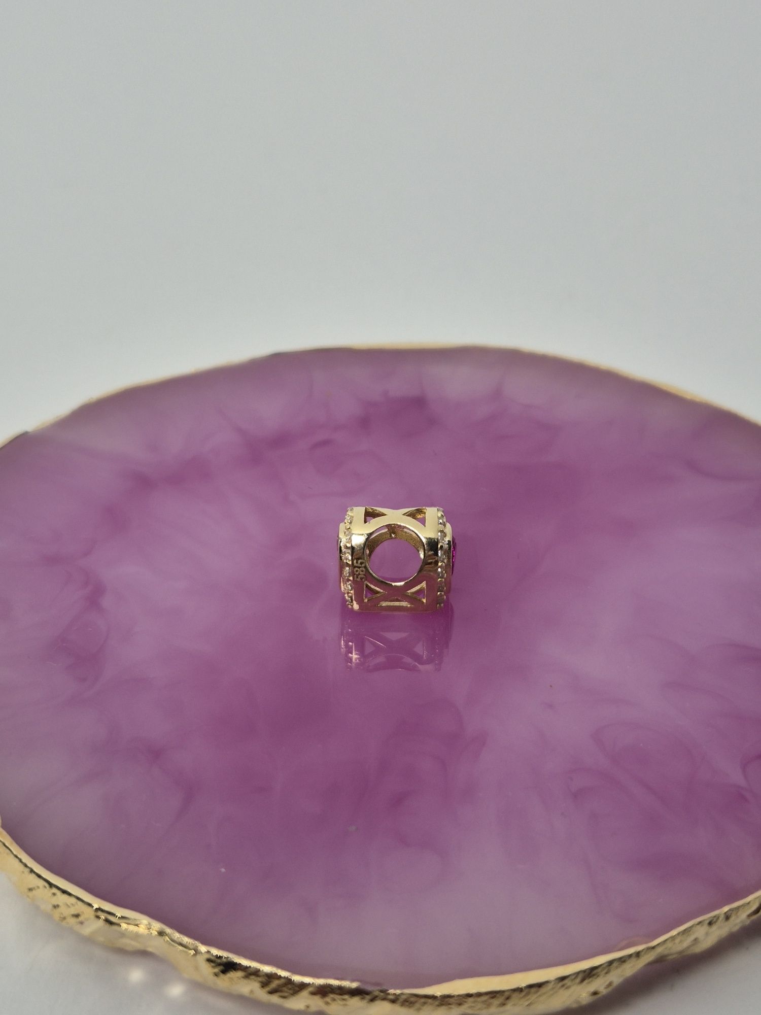 Nowy złoty charms do bransoletek typu Pandora,kolorowe serce