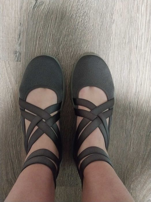 Макасини дуже зручні Skechers
