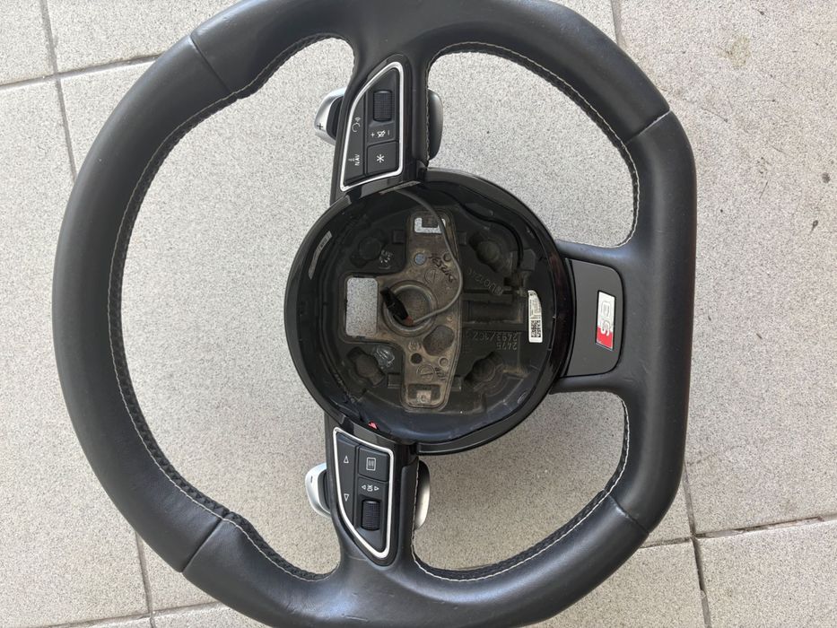 Vendo volante Audi S3