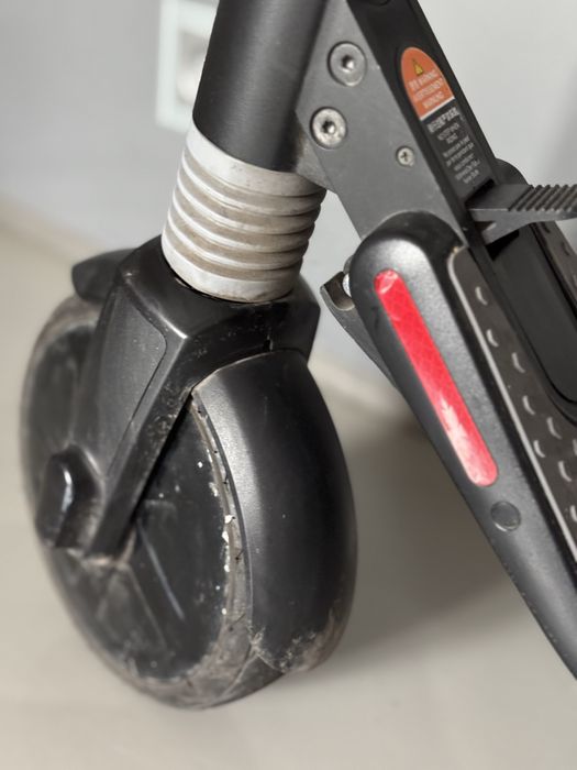 Korpus awaria Hulajnoga elektryczna SEGWAY NINEBOT ES1