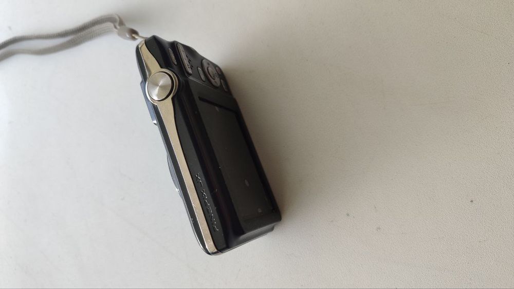 Olympus uz 560 Fujifilm jx550