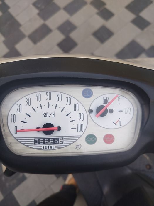 Yamaha NEOS super stan.