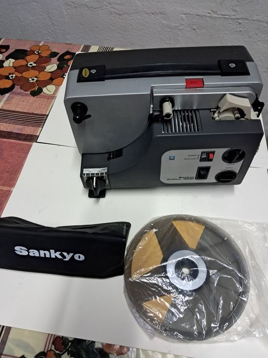 Projetor Sankio 1000
