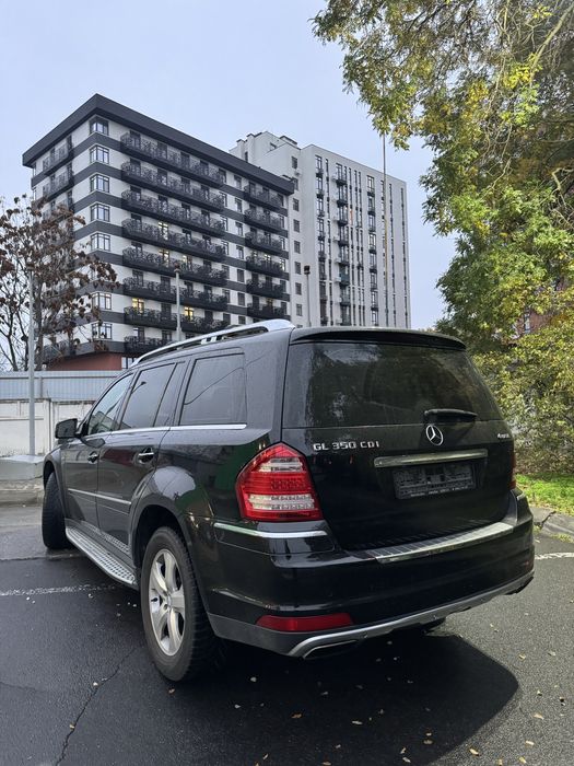 Продам Mercedes GL 2011 года