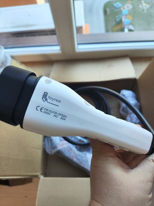 Зарядка для електромобіля FEYREE 3.7 (7.5) кВт Type 2, AC