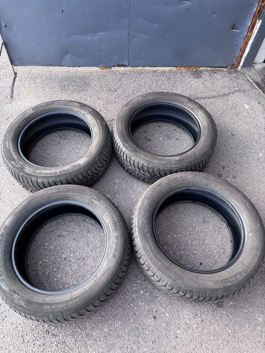 Opony zimowe komplet TOYO TIRES 225/60 R18