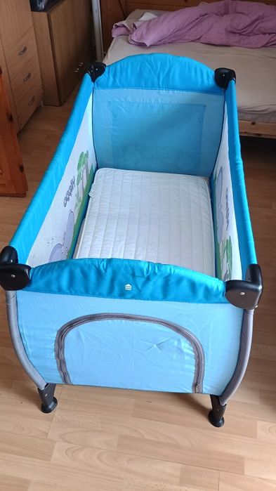 Łóżeczko turystyczne Caratero Medio niebieskie