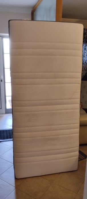 Colchões em Bom Estado