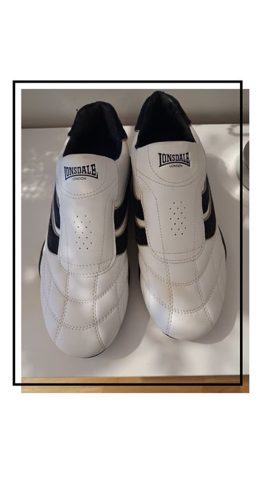 Sportowe buty marka Lonsdale London rozmiar 39-długość wkładki 25 cm
