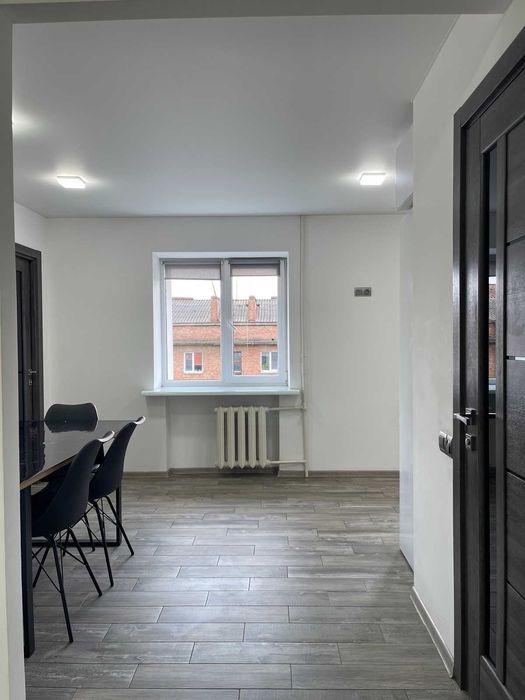 2 кімнатна +кухня-вітальня на Виставці з ремонтом