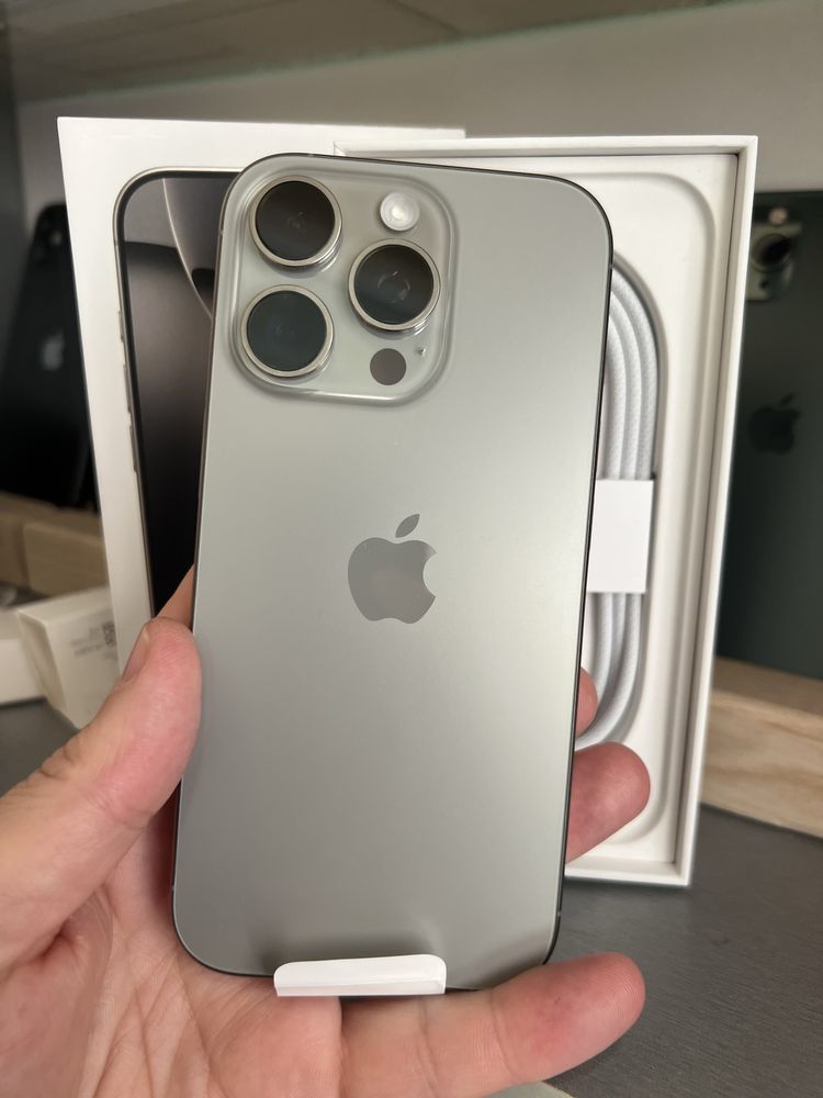  iPhone 16 Pro 256gb Natural Titanium Neverlock Open box новий