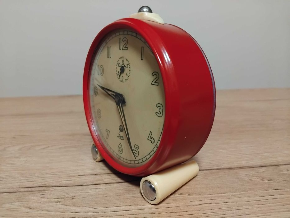 Zuch  budzik polski zegar ponad 50 letni sprawny