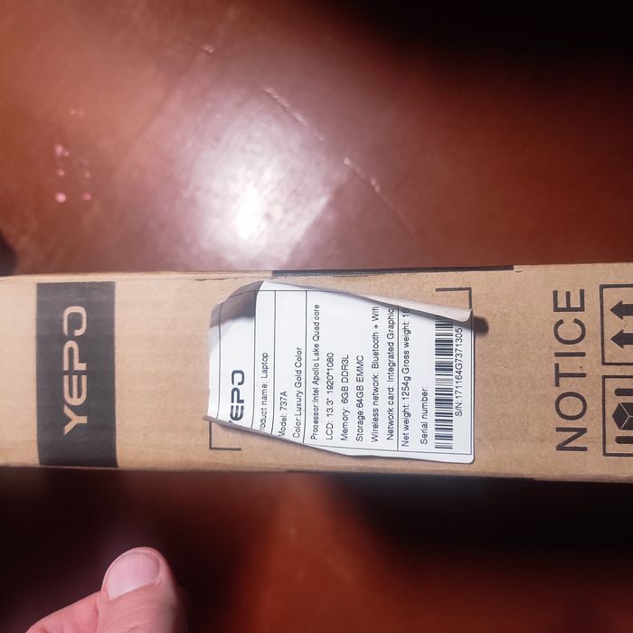 Тонкий ноутбук 13.3'' ips 6 gb