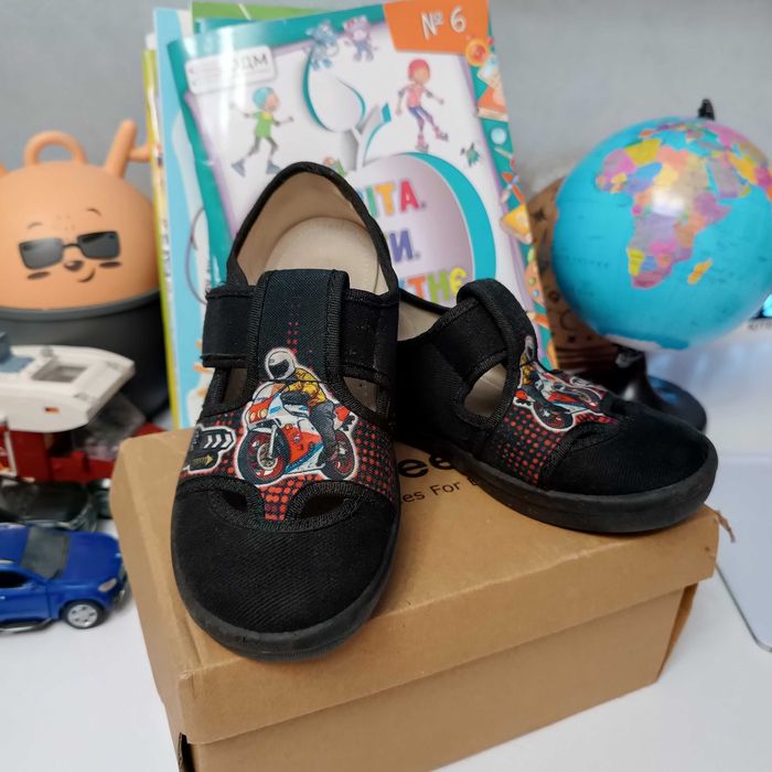 Тапки waldi, для хлопчика ,32 розмір.