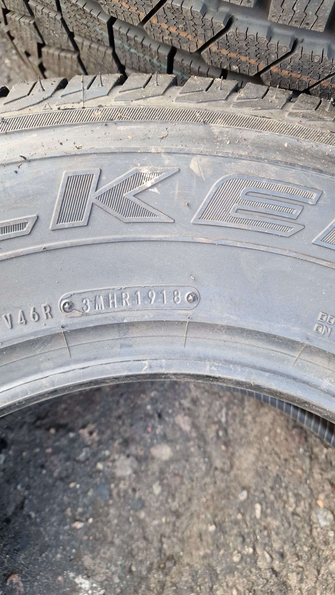 235/70r16 Falken Landair/AT T-110 106H