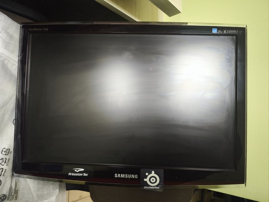 Монітор Samsung T220