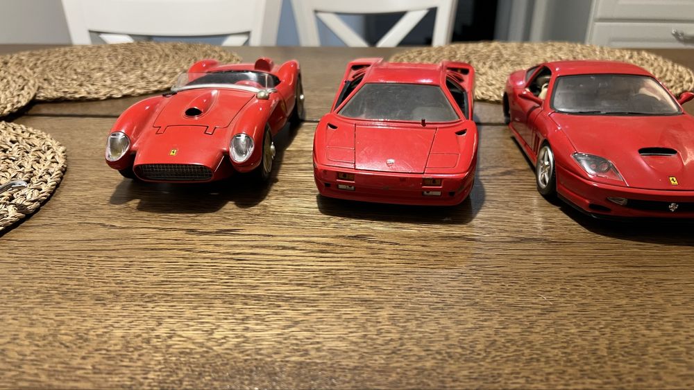 Ferrari , Porsche , Lamborgini  modele metalowe kolecja