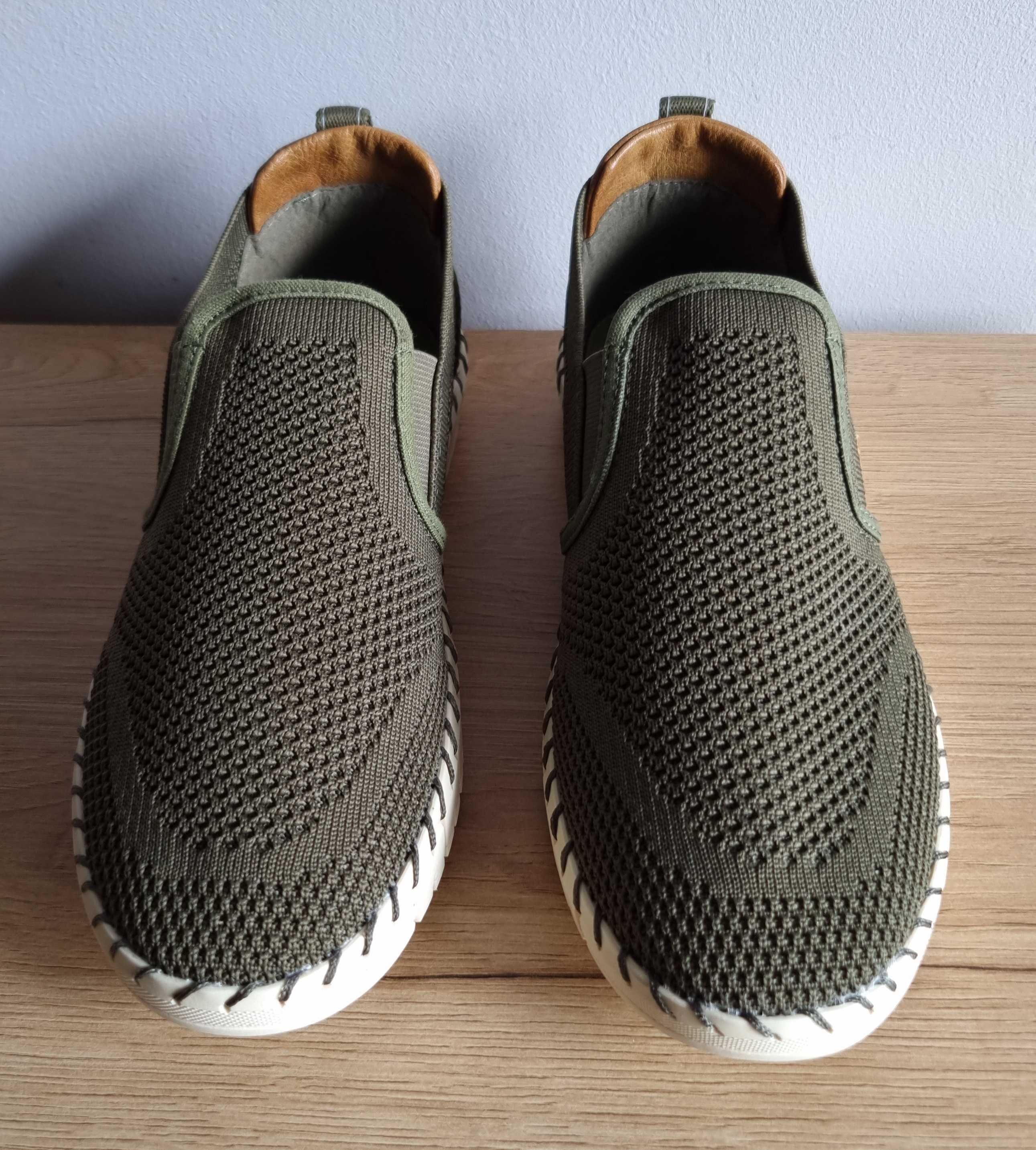 Damskie buty MUSTANG 1379.401 Loafersy Sneakersy slip-on wsuwane 39