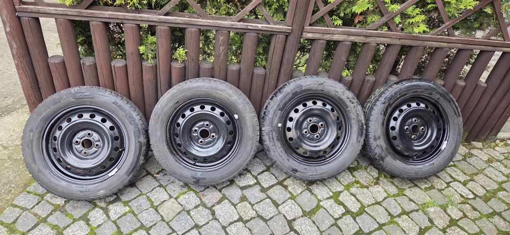 Koła zimowe Toyota yaris aygo 4x100 R15 ET45