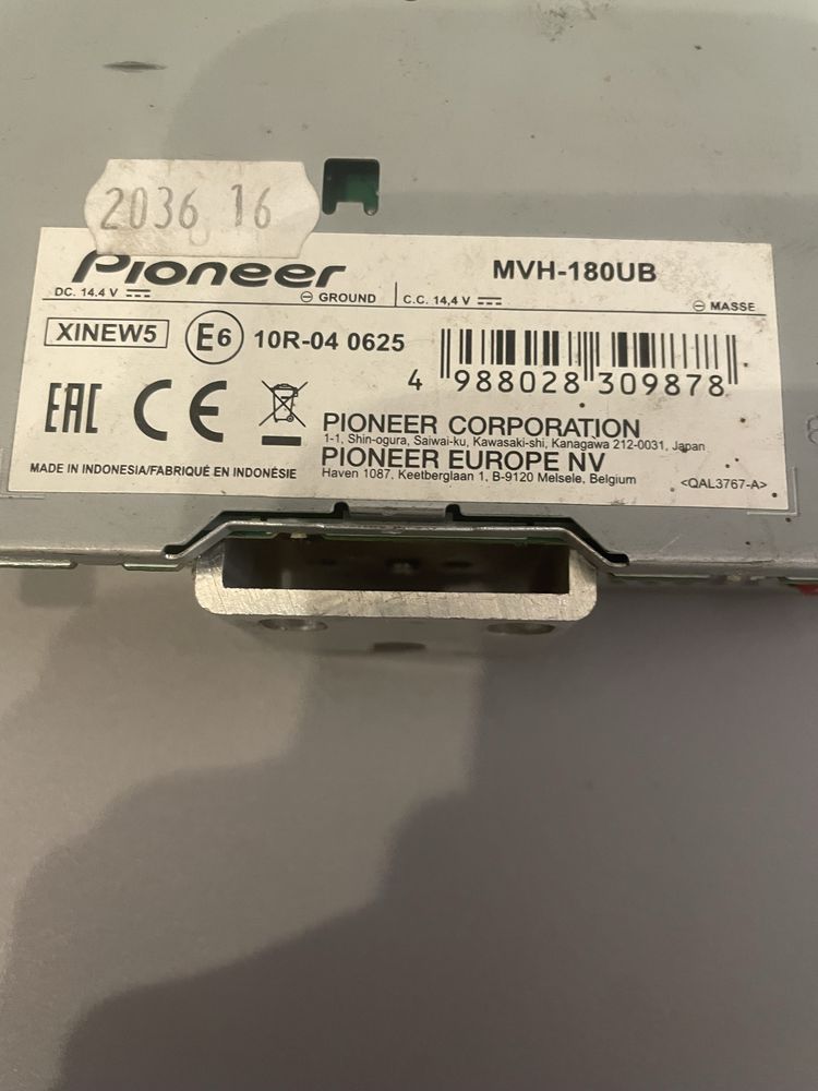 Pioneer do auta sprawny
