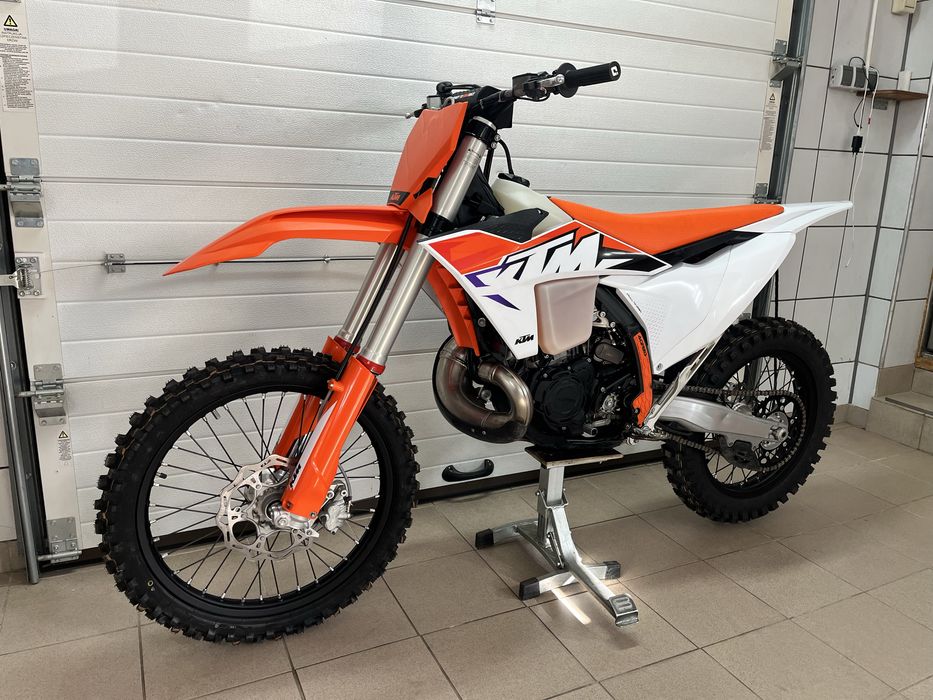 Ktm XC 300 tbi 23r 53 mth stan bdb