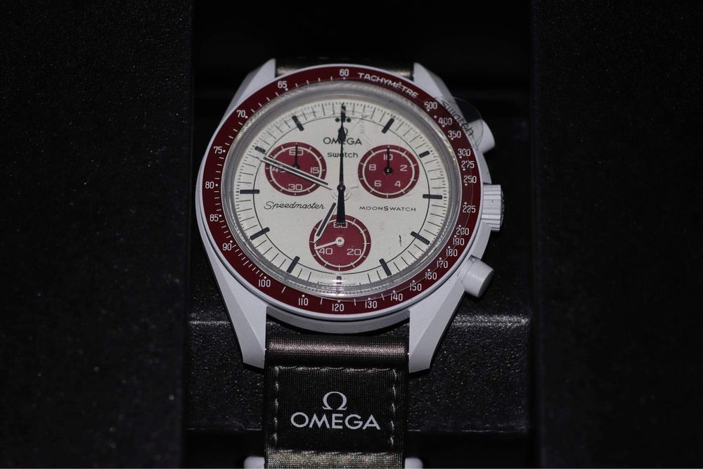 Omega x Swatch Moonswatch