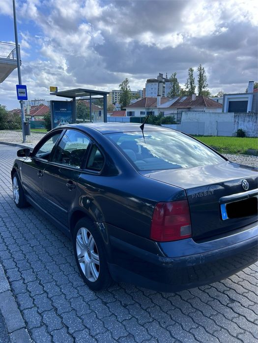 Vendo ou troco Volkswagen Passat B5 PD115